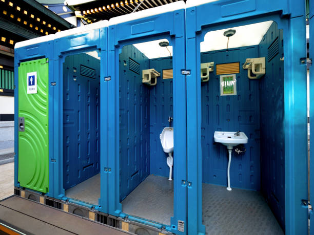 Best Luxury portable toilet rental  in Berkeley, IL